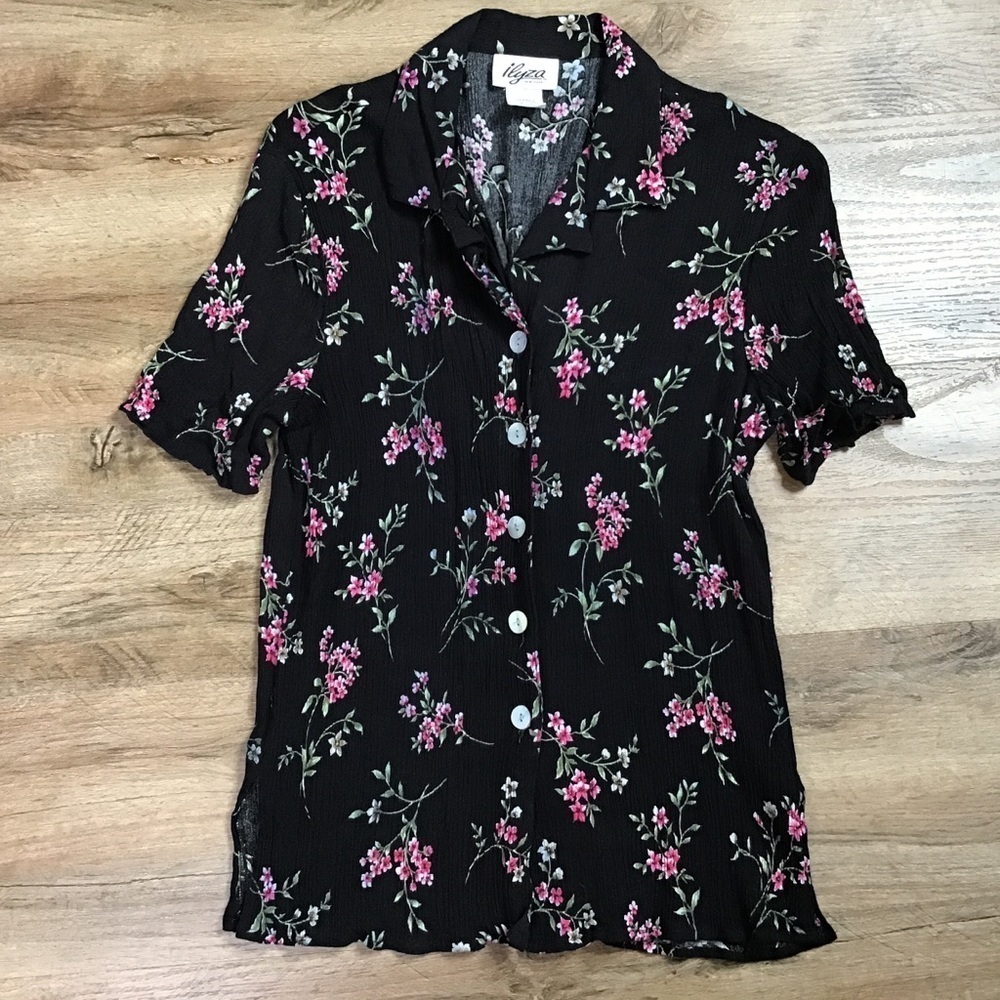 VTG Ilyza Blouse Size S Granny Button Down Top Floral Print Shirt Black Multi